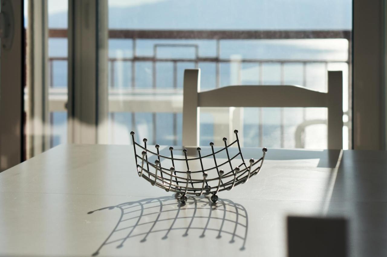 Central Beach Apartment Саранда Экстерьер фото