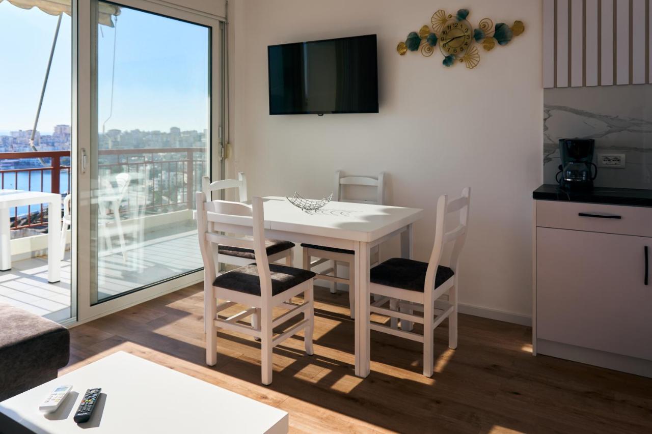Central Beach Apartment Саранда Экстерьер фото